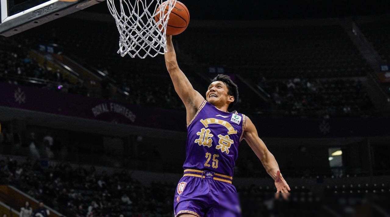 详细阅读:关于深圳男篮训练开放日,赛前外线爆发引欢呼,全明星赛在即,资深球员宣示担当的信息 关于深圳男篮训练开放日,赛前外线爆发引欢呼,全明星赛在即,资深球员宣示担当的信息